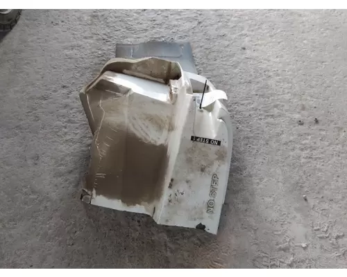 INTERNATIONAL 7400 FENDER EXTENSION