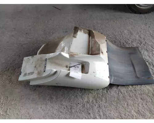 INTERNATIONAL 7400 FENDER EXTENSION