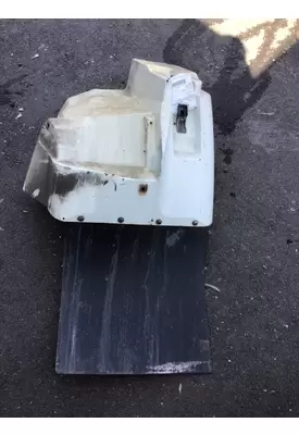 INTERNATIONAL 7400 Fender Extension
