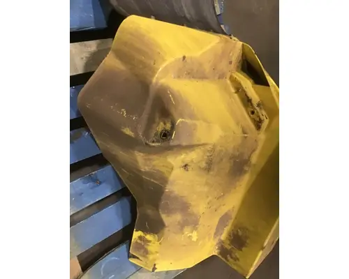 INTERNATIONAL 7400 Fender Extension