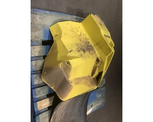 INTERNATIONAL 7400 Fender Extension