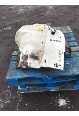 INTERNATIONAL 7400 Fender Extension