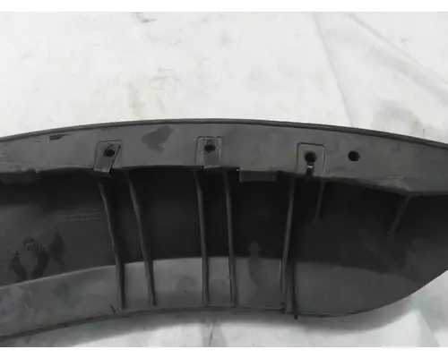 INTERNATIONAL 7400 Fender Extension