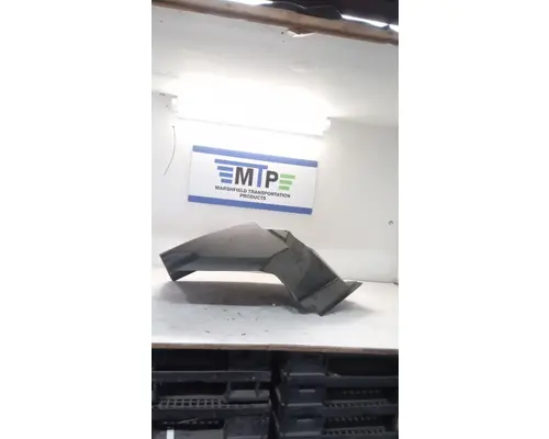 INTERNATIONAL 7400 Fender Extension