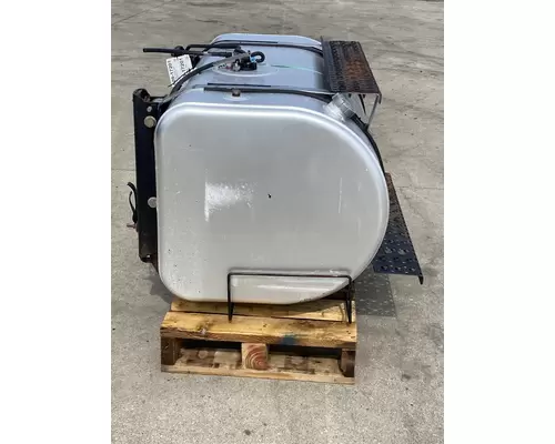 INTERNATIONAL 7400 Fuel Tank