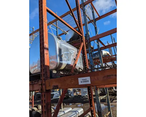 INTERNATIONAL 7400 Fuel Tank