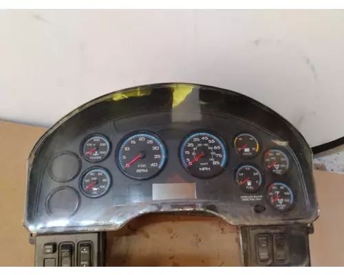 INTERNATIONAL 7400 GAUGE CLUSTER