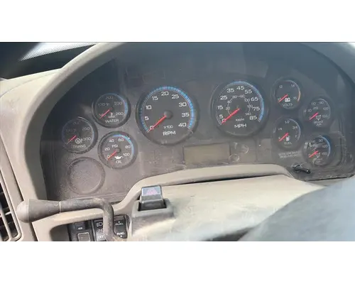 INTERNATIONAL 7400 GAUGE CLUSTER