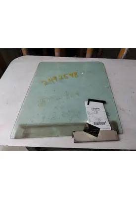 INTERNATIONAL 7400 GLASS, DOOR, FRONT