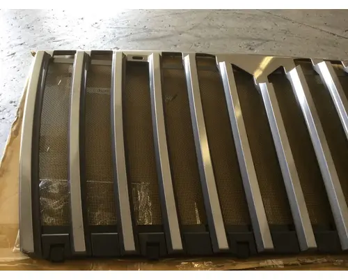 INTERNATIONAL 7400 Grille