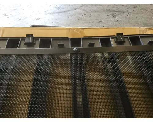 INTERNATIONAL 7400 Grille