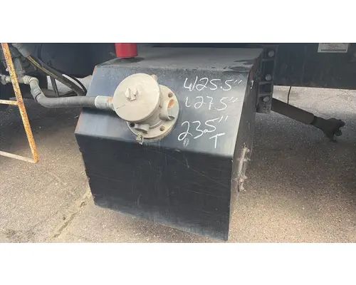 INTERNATIONAL 7400 HYDRAULIC TANK