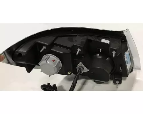 INTERNATIONAL 7400 Headlamp Assembly