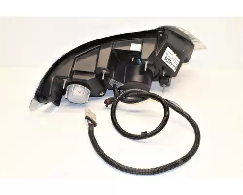 INTERNATIONAL 7400 Headlamp Assembly