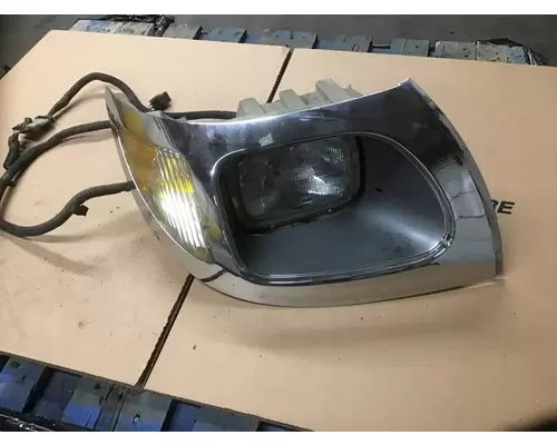 INTERNATIONAL 7400 Headlamp Assembly