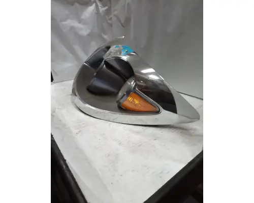 INTERNATIONAL 7400 Headlamp Assembly