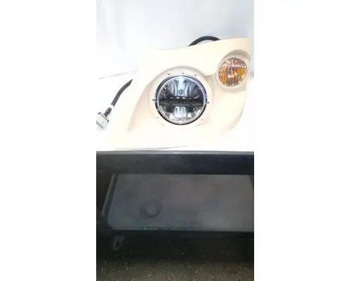 INTERNATIONAL 7400 Headlamp Assembly