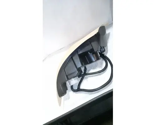 INTERNATIONAL 7400 Headlamp Assembly