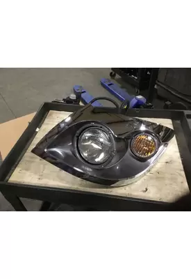 INTERNATIONAL 7400 Headlamp Assembly