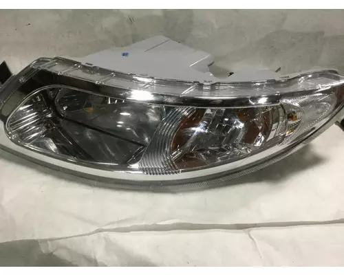 INTERNATIONAL 7400 Headlamp Assembly