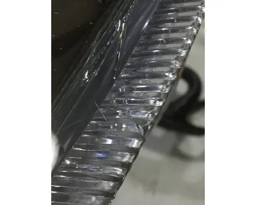 INTERNATIONAL 7400 Headlamp Assembly