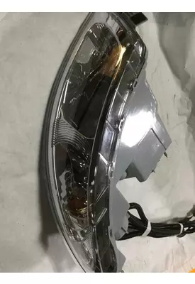 INTERNATIONAL 7400 Headlamp Assembly