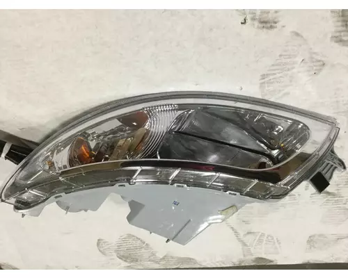 INTERNATIONAL 7400 Headlamp Assembly