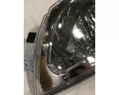 INTERNATIONAL 7400 Headlamp Assembly