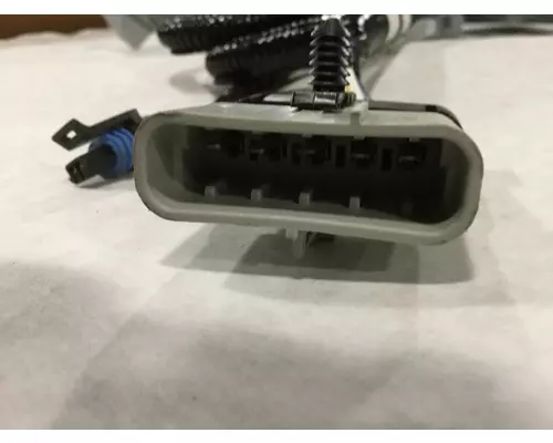 INTERNATIONAL 7400 Headlamp Assembly