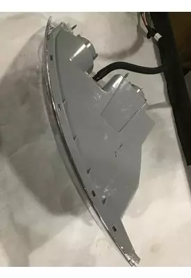 INTERNATIONAL 7400 Headlamp Assembly