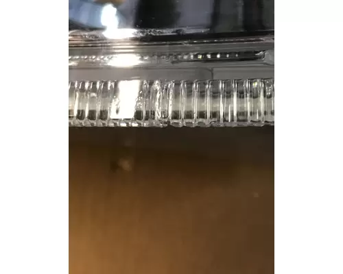 INTERNATIONAL 7400 Headlamp Assembly