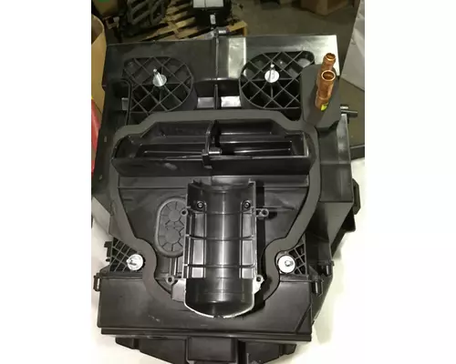 INTERNATIONAL 7400 Heater Assembly