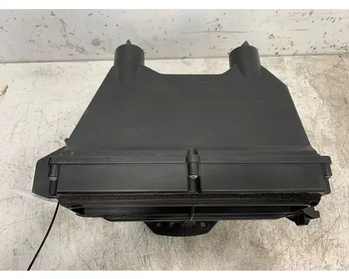 INTERNATIONAL 7400 Heater Core