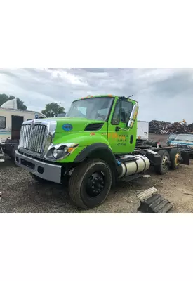 INTERNATIONAL 7400 Hood