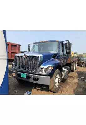 INTERNATIONAL 7400 Hood