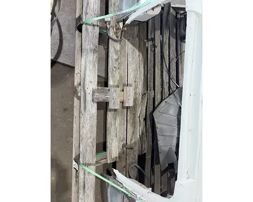 INTERNATIONAL 7400 Hood