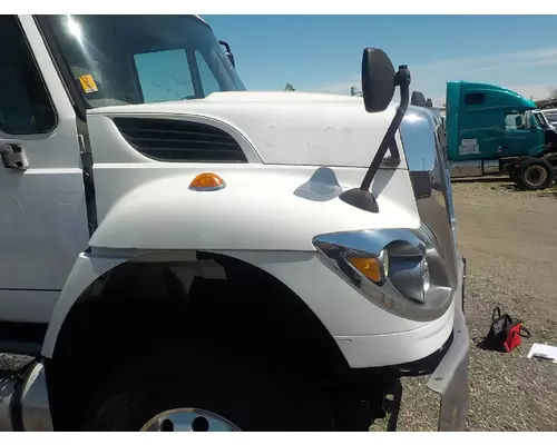 INTERNATIONAL 7400 Hood