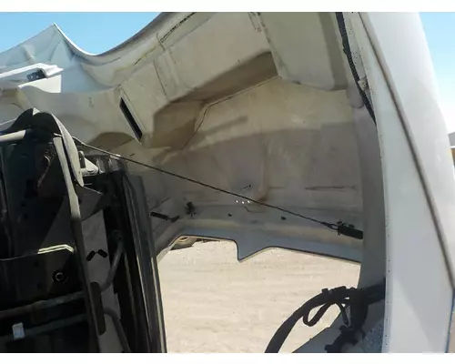 INTERNATIONAL 7400 Hood