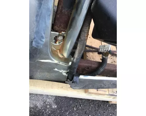 INTERNATIONAL 7400 Hood
