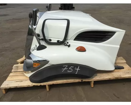 INTERNATIONAL 7400 Hood
