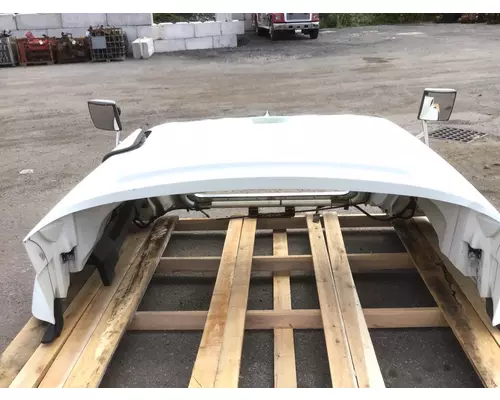 INTERNATIONAL 7400 Hood
