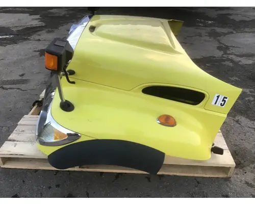 INTERNATIONAL 7400 Hood