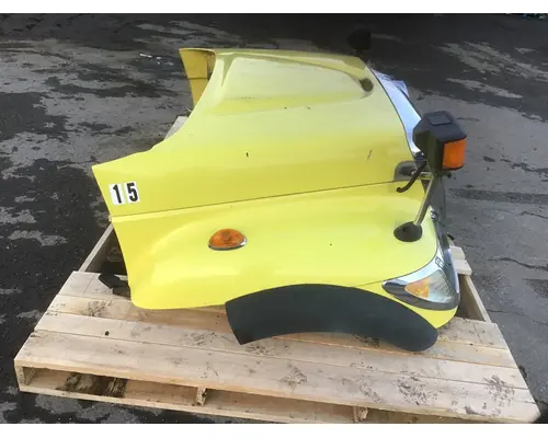 INTERNATIONAL 7400 Hood