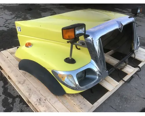 INTERNATIONAL 7400 Hood