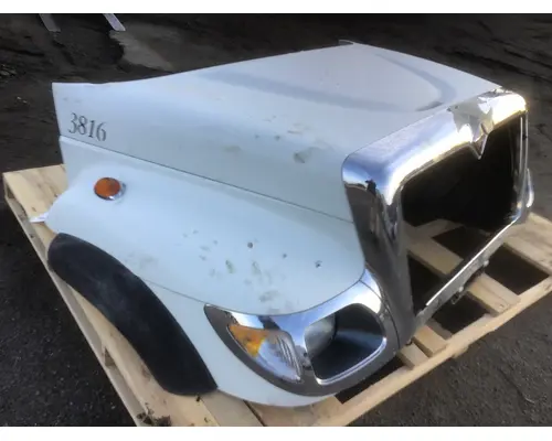 INTERNATIONAL 7400 Hood