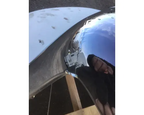 INTERNATIONAL 7400 Hood