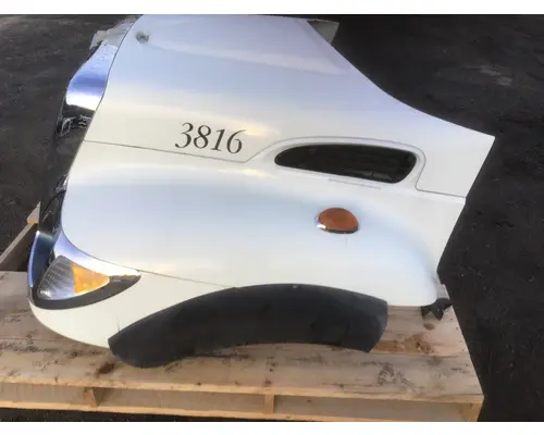 INTERNATIONAL 7400 Hood