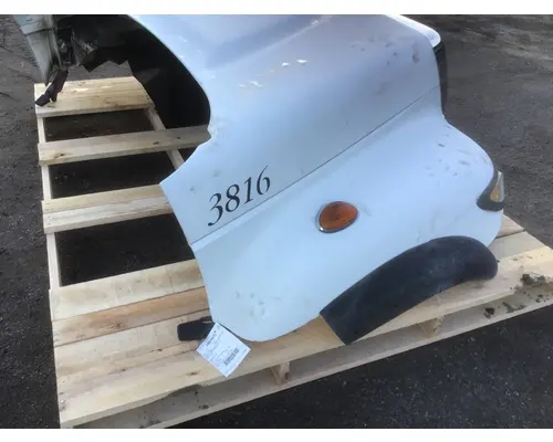 INTERNATIONAL 7400 Hood