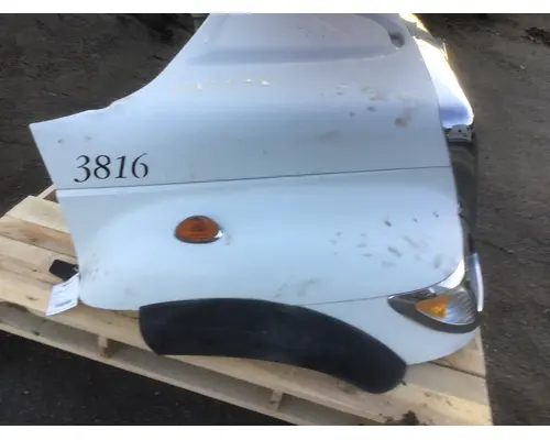 INTERNATIONAL 7400 Hood