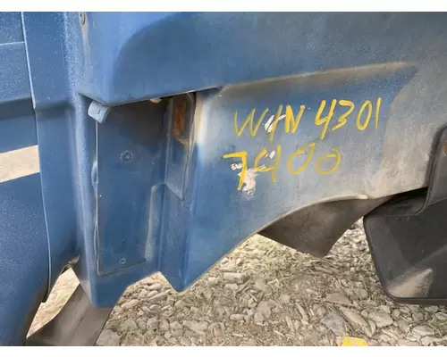 INTERNATIONAL 7400 Hood